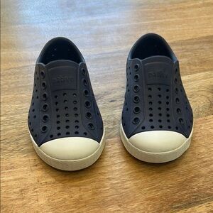 Native Kids Shoes in Navy and White